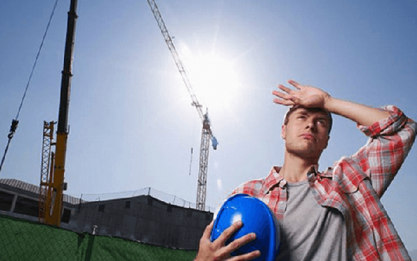 nên ăn uống như hế nào trong ngày nắng nóng oi ả