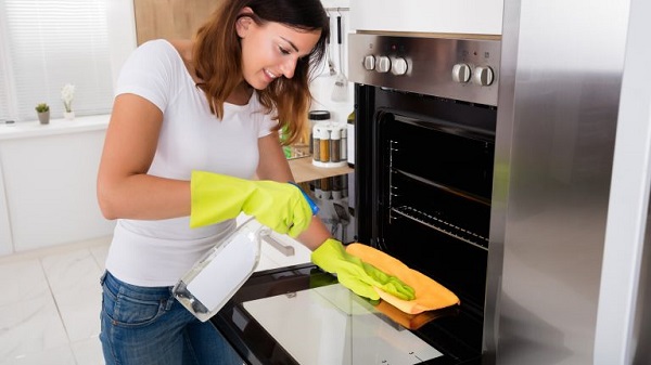 Vệ sinh nhà bếp bằng nước Kangen